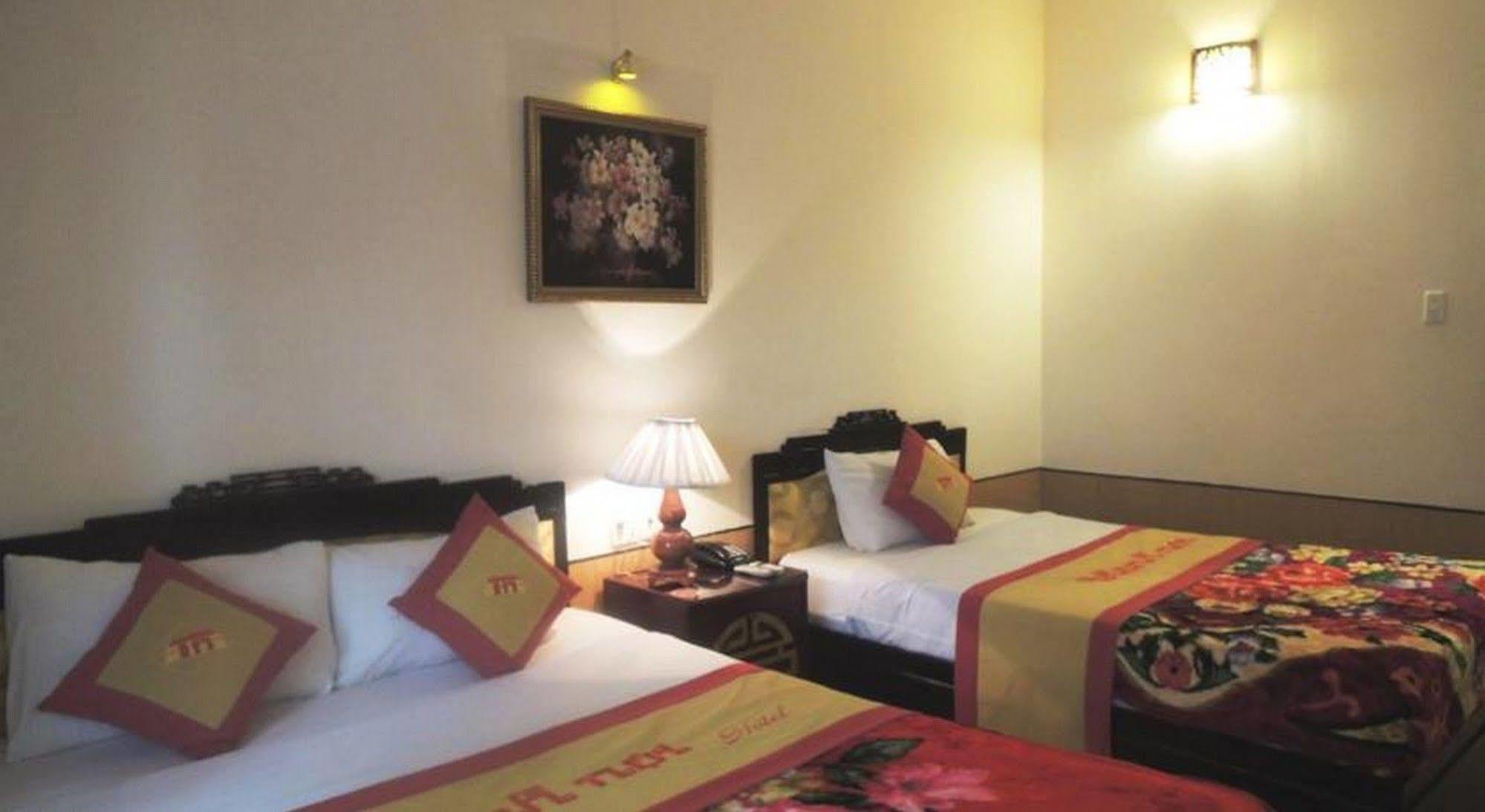 Thanh Noi Hotel Hue Luaran gambar