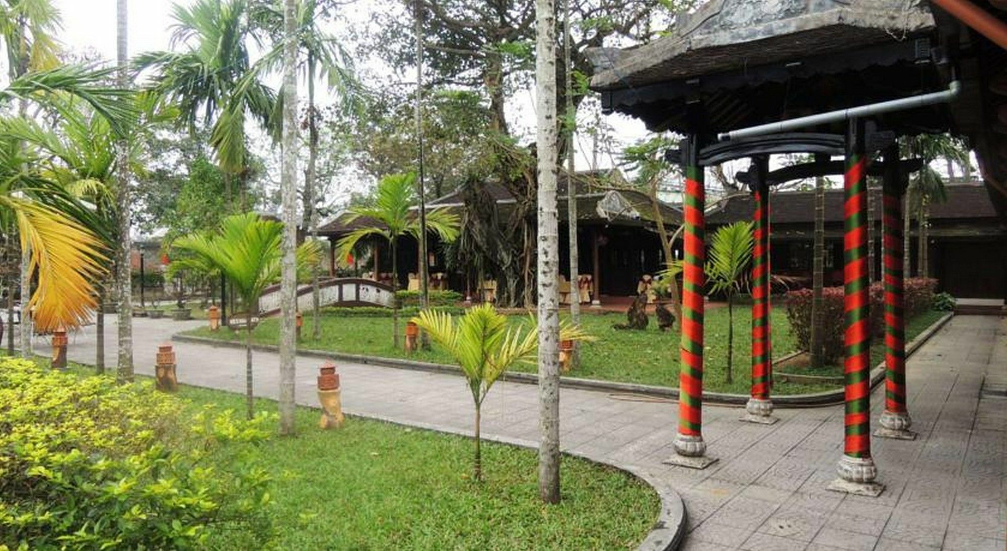 Thanh Noi Hotel Hue Luaran gambar